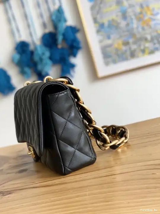 First Bag Ru BAG LARGE FLAP CHANEL 0706